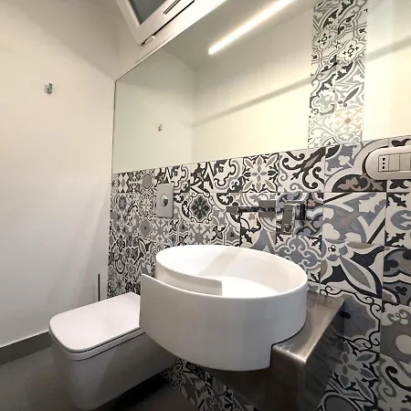 Casa Celeste,stazione, Centro E Borgo Antico *