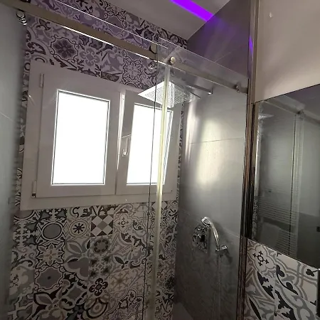 Casa Celeste,stazione, Centro E Borgo Antico *