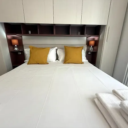 Casa Celeste,stazione, Centro E Borgo Antico * Μπάρι