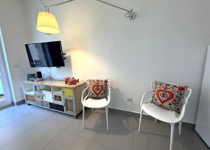Apartment Casa Celeste,stazione, Centro E Borgo Antico Bari
