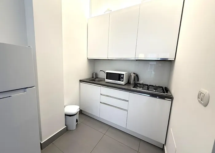 Casa Celeste,stazione, Centro E Borgo Antico Apartment